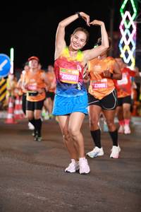 BIB: 25060, 27096
                            <button type="button" onclick="openModal(21572442)" class="btn btn-primary btn-sm float-right btn-popup" data-toggle="modal" data-target=".modal-high-quality">
                        <i class="fas fa-shopping-cart"></i> Add to Cart
                    </button>
                                            <button type="button" onclick="isThisMe(21572442, true)" class="btn btn-success btn-sm float-right btn-popup btn-isme hidden" data-toggle="tooltip" data-placement="bottom" title="นี่คือรูปของคุณใช่ไหม คลิกที่นี่เพื่อเอาเข้าอัลบั้ม">
                        <i class="fas fa-plus"></i> Add to album
                    </button>
                    <button type="button" onclick="isThisMe(21572442, false)" class="btn btn-warning btn-sm float-right btn-popup btn-isnotme hidden">
                        <i class="fas fa-ban"></i> Remove from album
                    </button>
